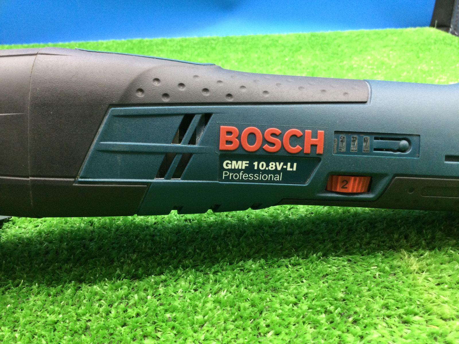 領収書発行可】☆BOSCH/ボッシュ 10.8Vバッテリーカットソー GMF10.8V