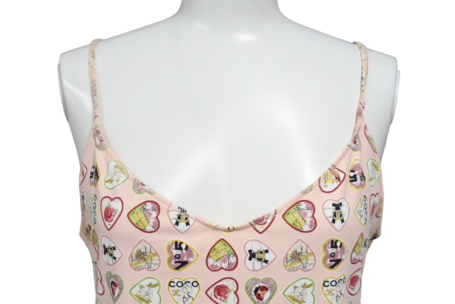 フェミニンな煌めき 国内発 CHANEL スイムウェア ピンク 9571064479774.jpg