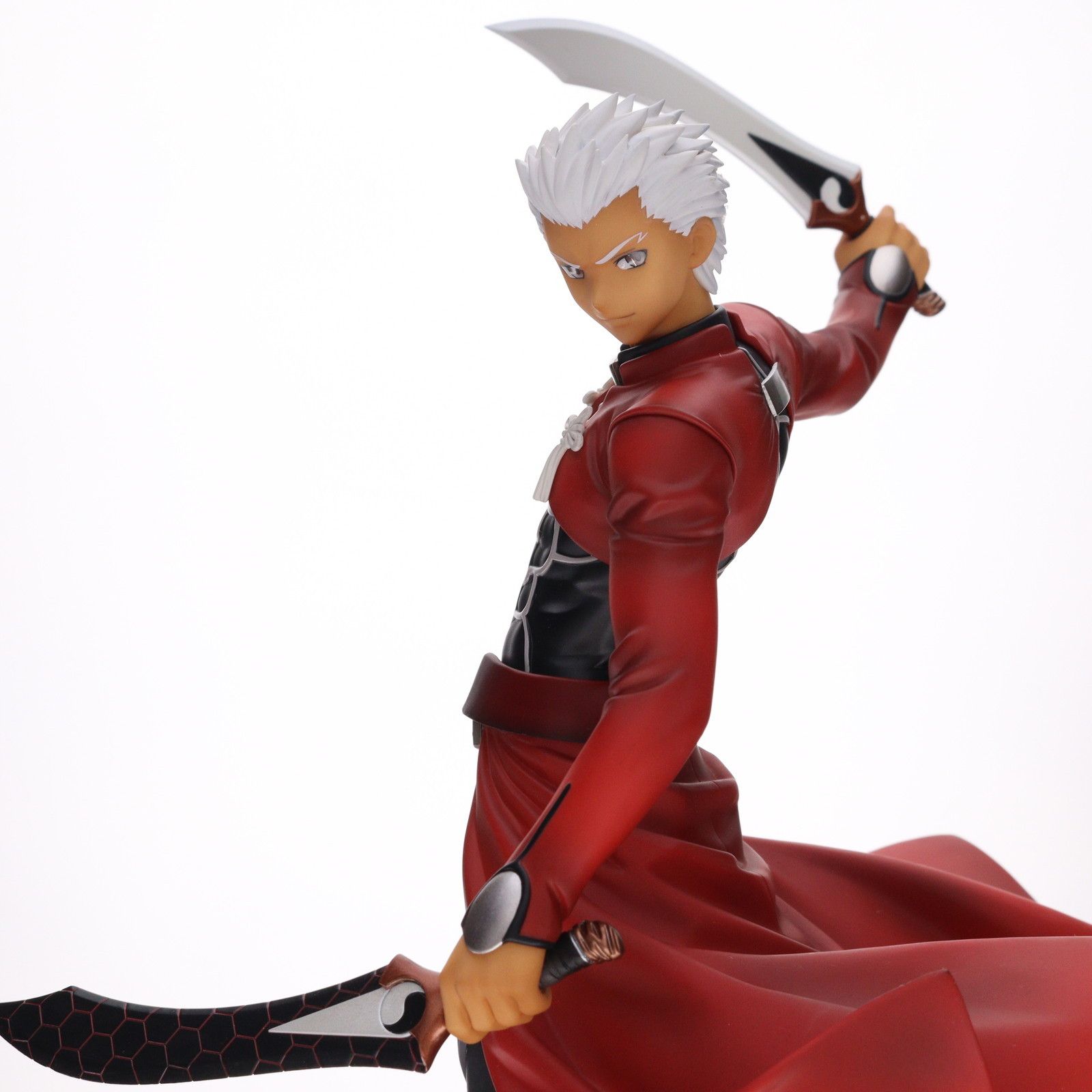 Fate/stay night アーチャー 1/8 完成品フィギュア 【公式通販】