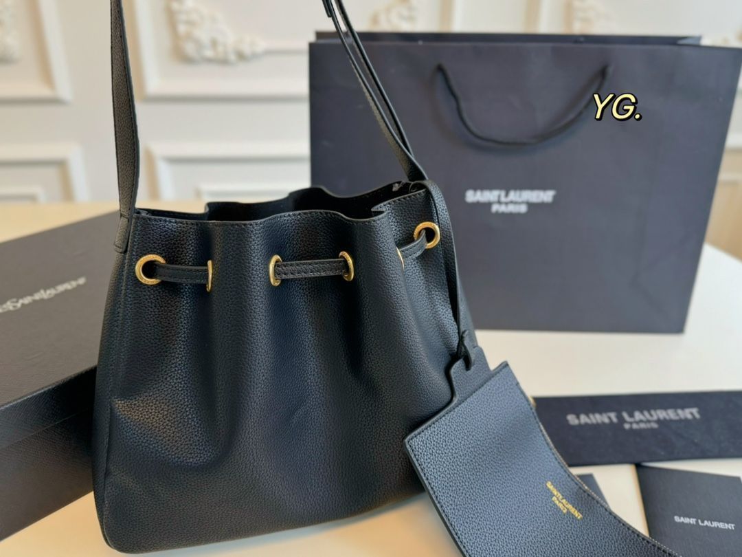 YSLサンローランの新作バケツバッグ、ハンドバッグ、バック