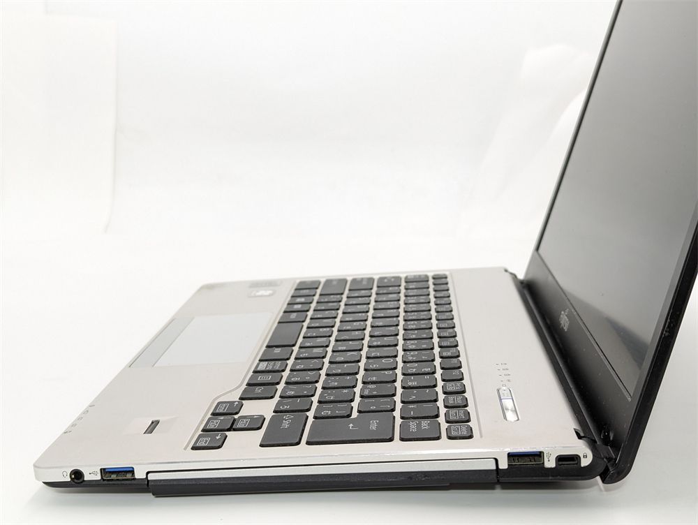 安さで勝負 ノートパソコン 13.3型 富士通 S935/K ノートPC 第5世代i5 