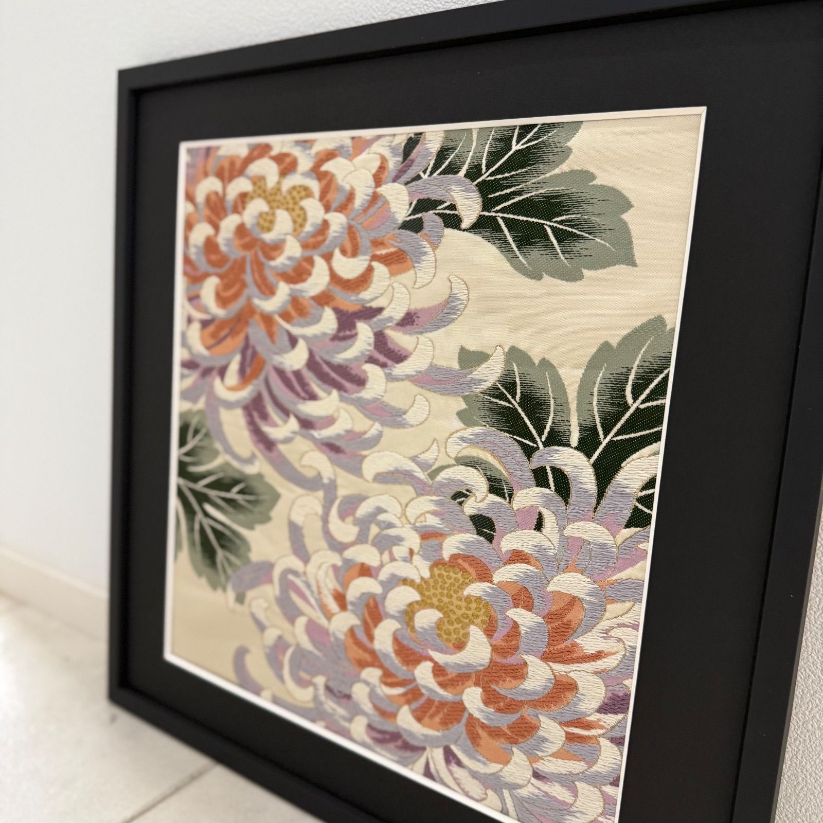 京都帯屋さん フレーム入りシルク織物アート 乱菊 白