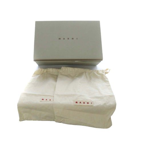 マルニ MARNI