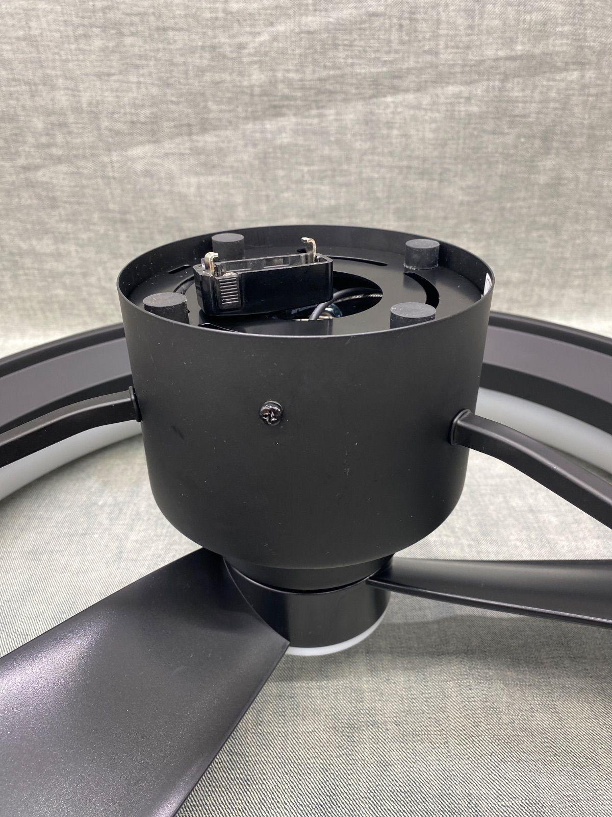 U AY25091201 ≪品≫ARTIKA ファンデリア Austin 割引 (オースティン