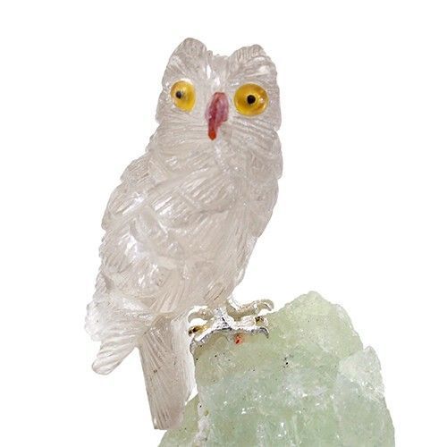 極上彫刻品 水晶 フクロウ 梟 フローライト原石 置物 天然石 〔D300-24〕
