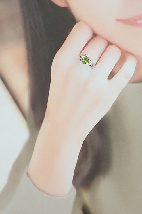 美品 田崎真珠 タサキ Pt950 ダイヤ計0.14ct 13石 リング 指輪