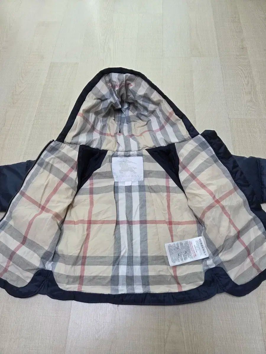 ご注文期待致します!  24M バーバリーキッズ ダウン アウター