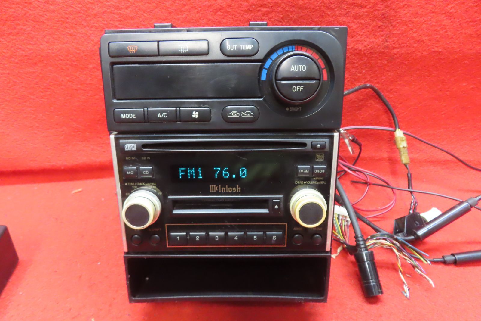 ＊CS2113＊ 付 スバル純正 レガシィ BE5 BE9 BH5 BH9 mcIntosh PF-40251-C EF-10801 CD MDデッキ オーディオ プレーヤー 本体のみ