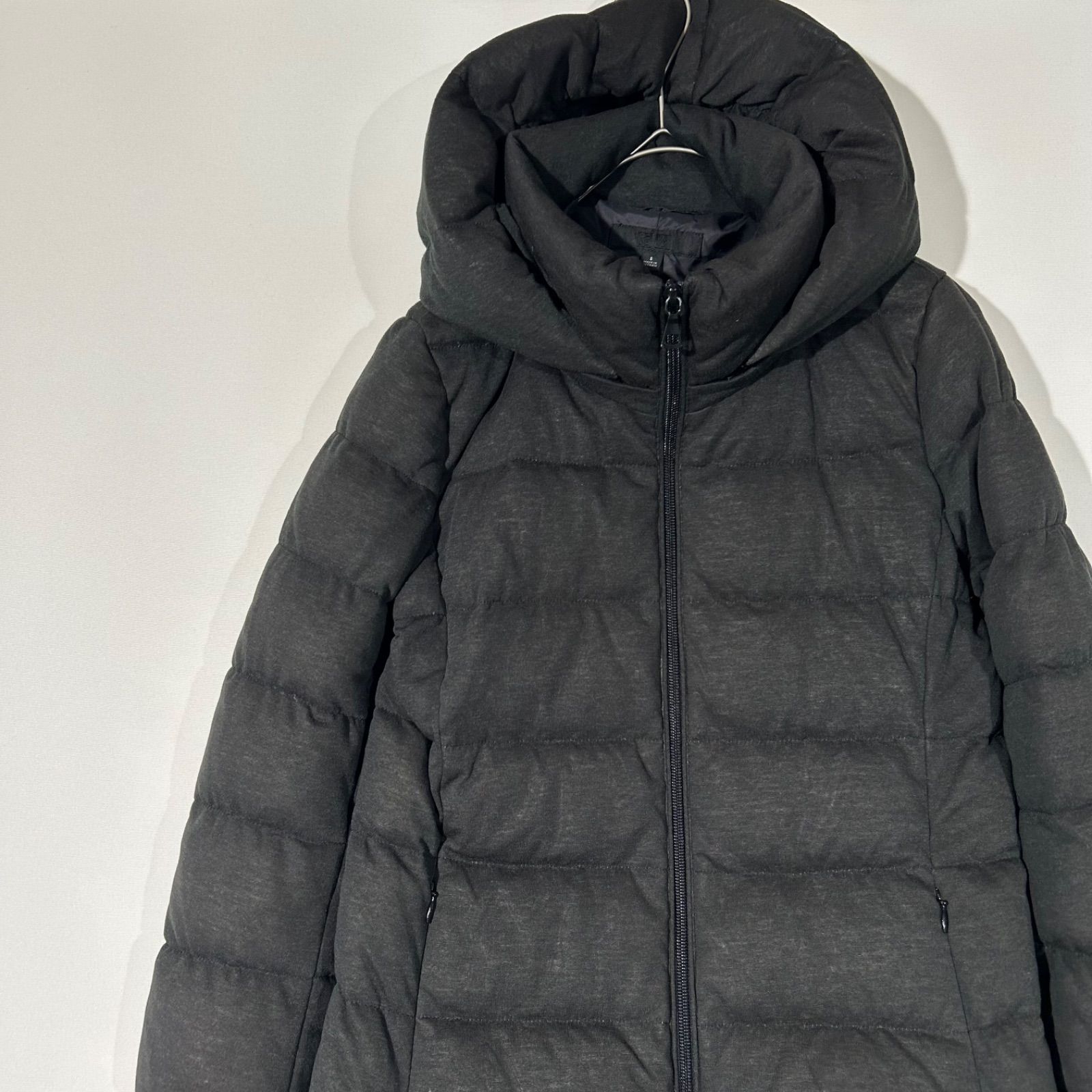 美品　ユニクロ　ウルトラライトダウンジャケット　黒　フード付き L　レディース UNIQLO - ユニクロ ウルトラライトダウン ダウンジャケット 黒