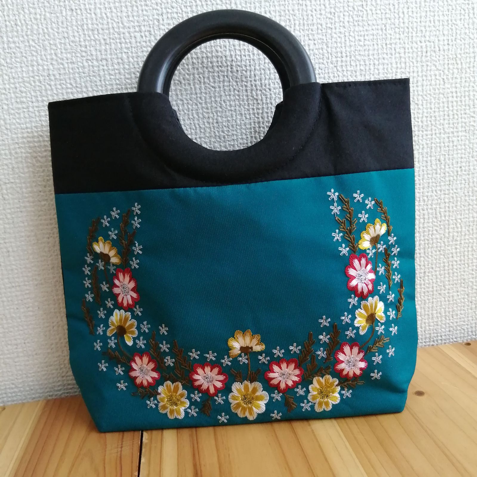 値引中※ベトナム 花刺繍 バッグ - その他