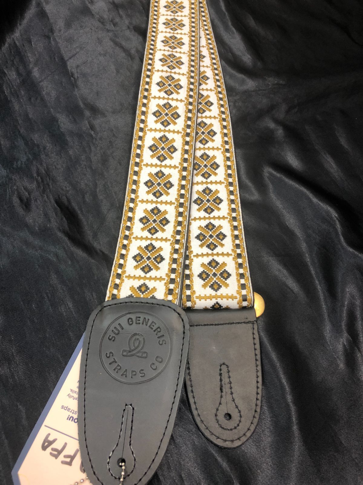 Sui Generis Strap | Woven - Embroidry Series DAFFA | ハンドメイド 手織り刺繍ギターストラップ