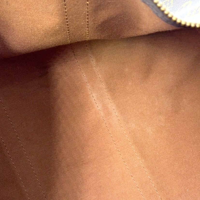 VUITTON