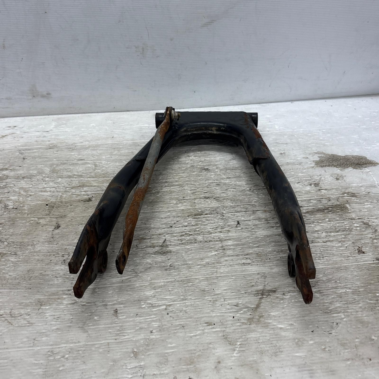 スイングアーム ホンダ