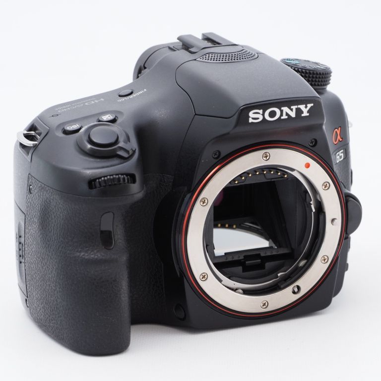 レンズ3つもセットですSony  デジタル一眼レフカメラ　α65