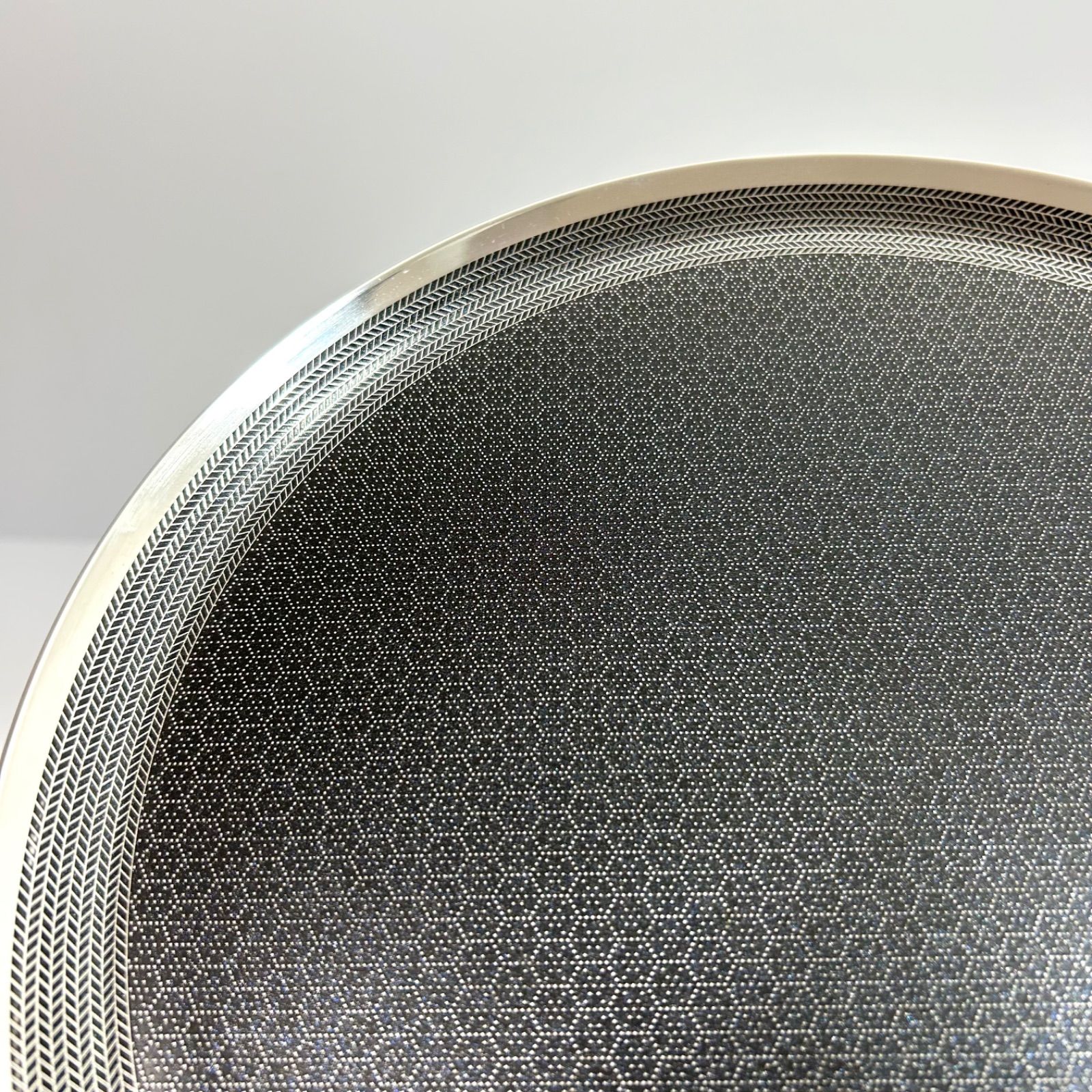 ヘックスクラッド