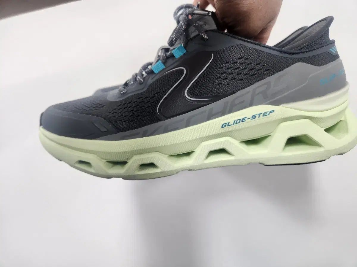 SKECHERS スケッチャーズ 滑る 草原 アルタス スリープイン 265