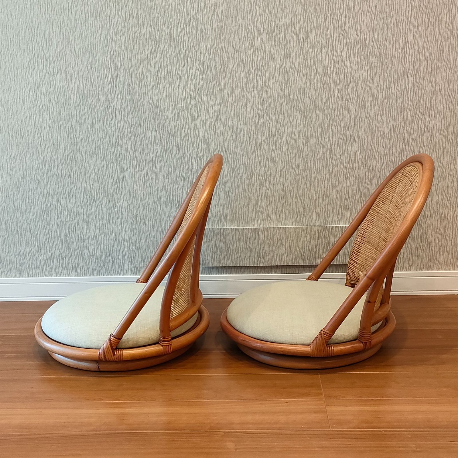 ラタン 回転座椅子