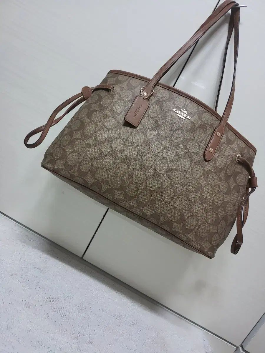 COACH コーチ シグネチャーキャリーオールバッグ 36 24