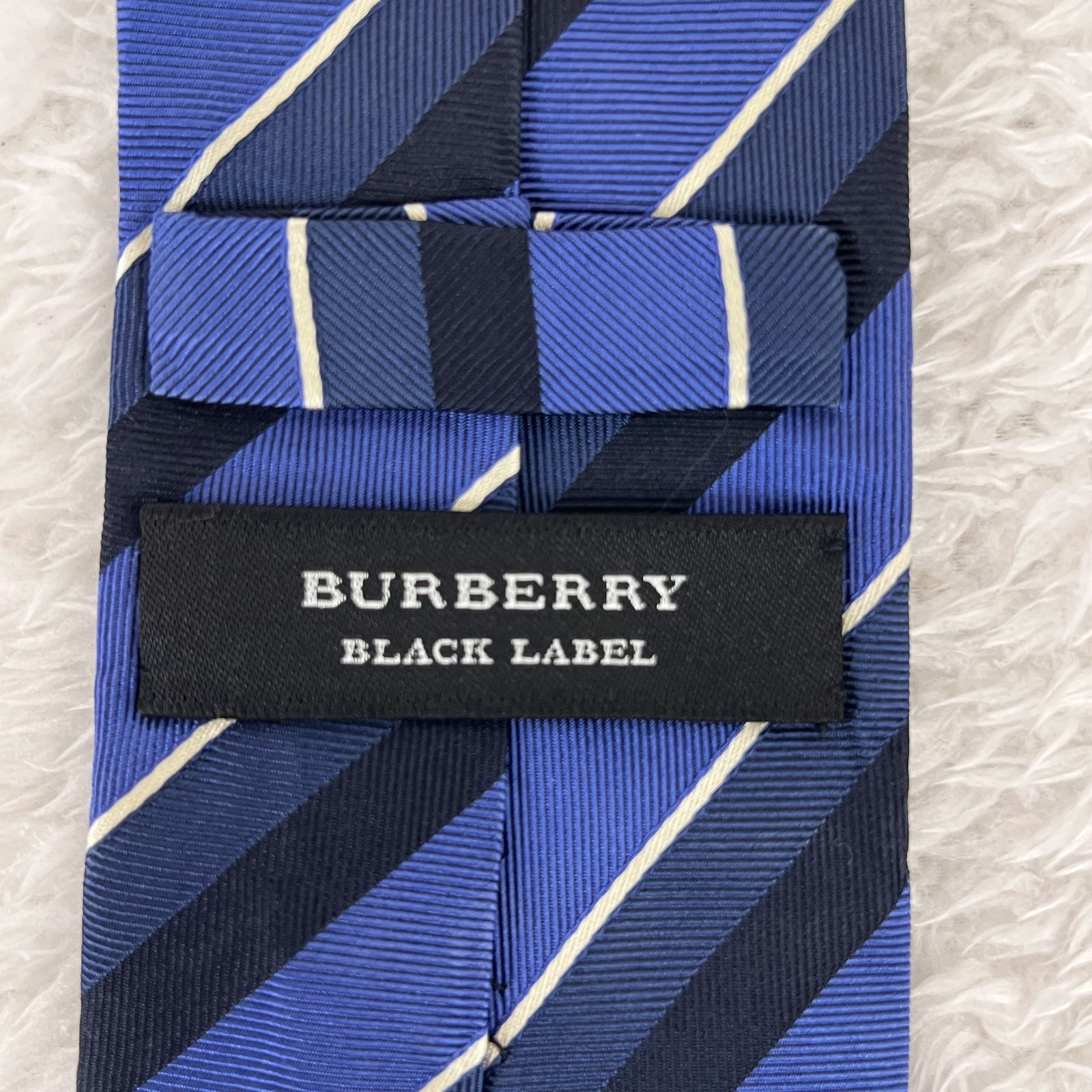 美品》BURBERRY BLACK LABEL (バーバリーブラックレーベル
