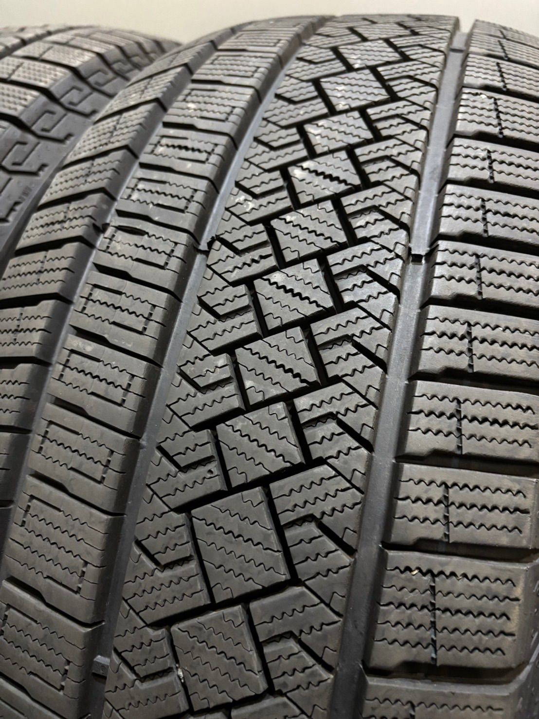 ☆235/55R19 255/50R19 PIRELLI/ICE ZERO ASIMMETRICO 24年製