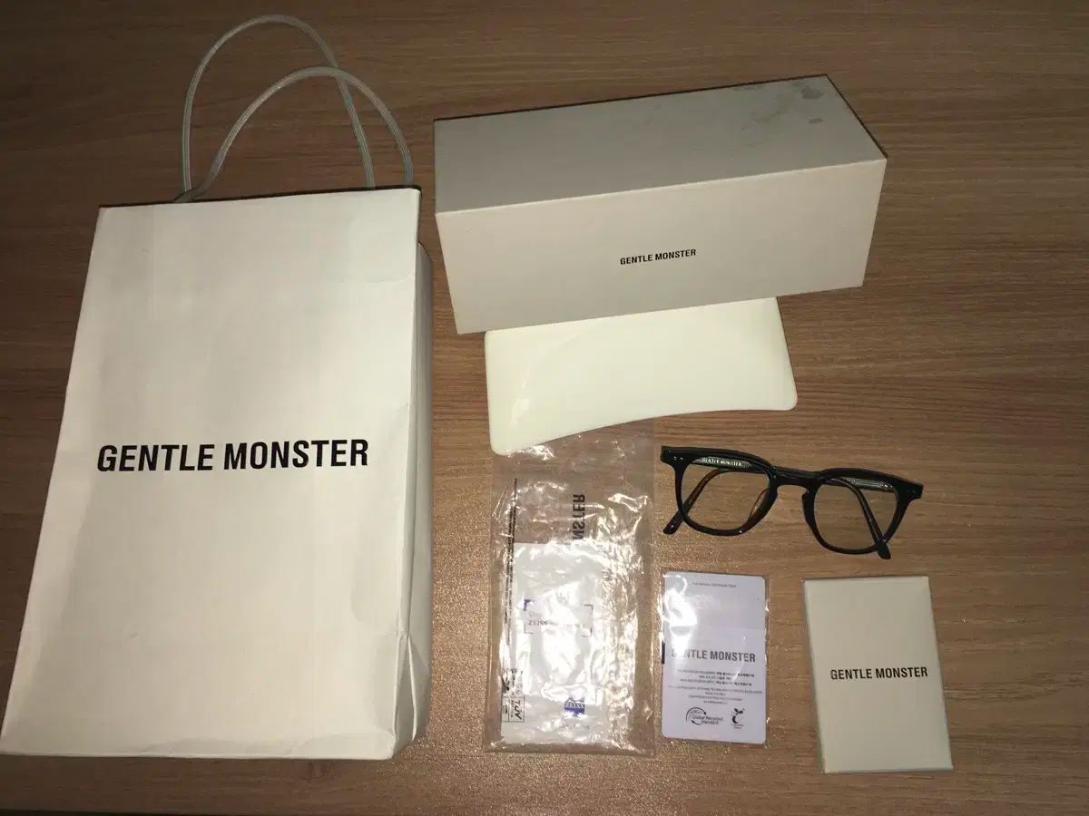 ジェントル モンスター ルト 01 フルセット