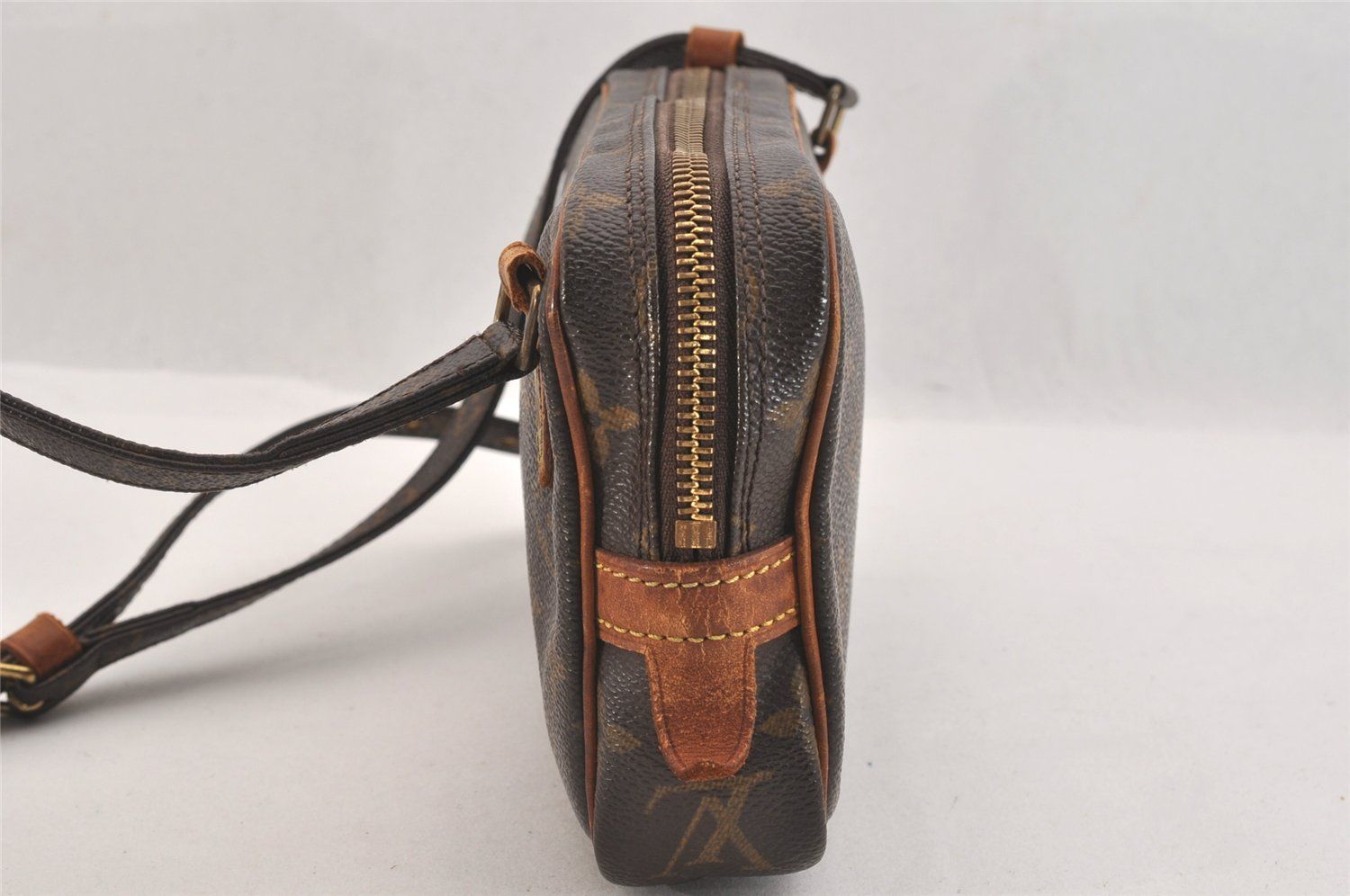 LOUIS VUITTON(ルイヴィトン) マルリーバンドリエールモノグラム