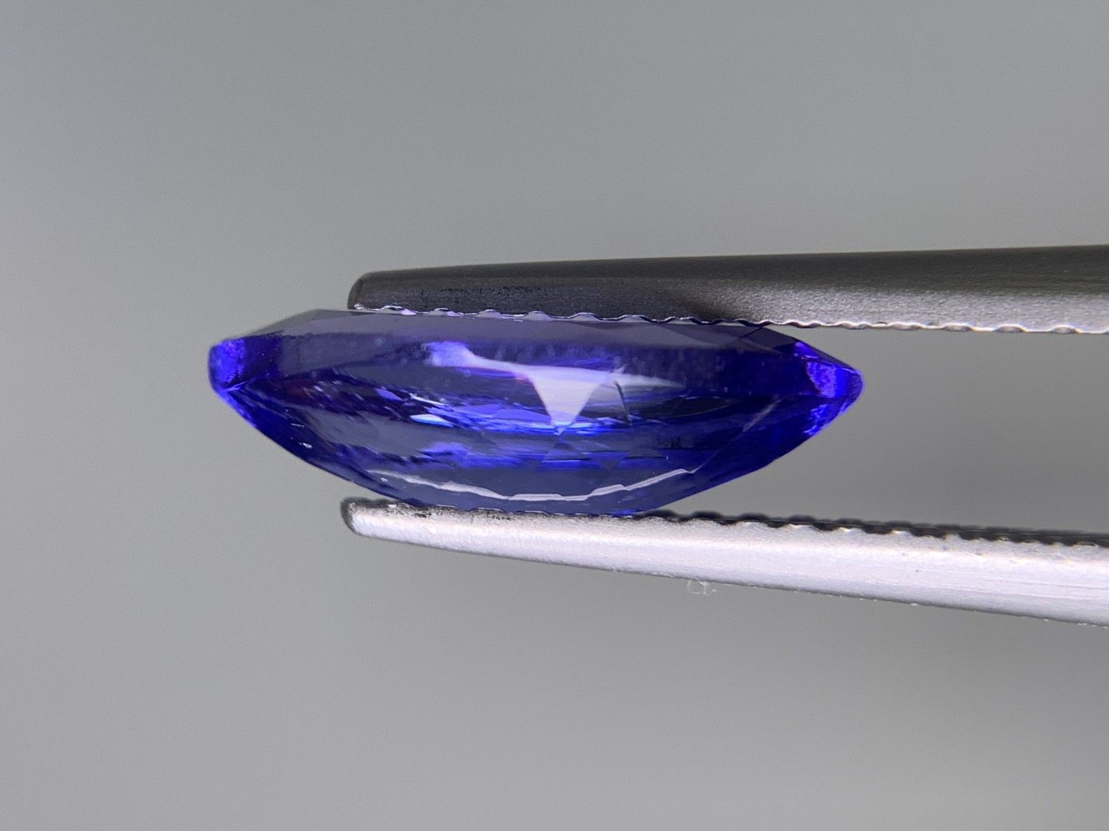 タンザナイト 1.811ct