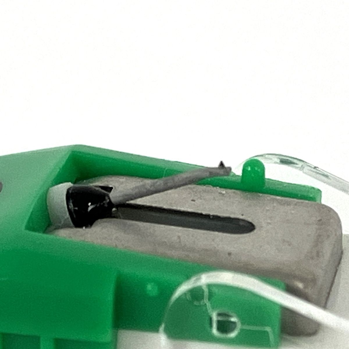 AT10G