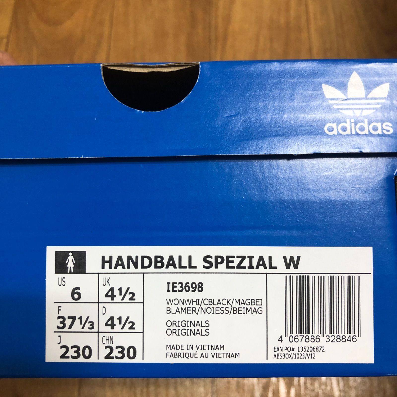 新品⭐️adidas HANDBALL SPEZIAL 23.0cm IE3698 ワンダーホワイト 