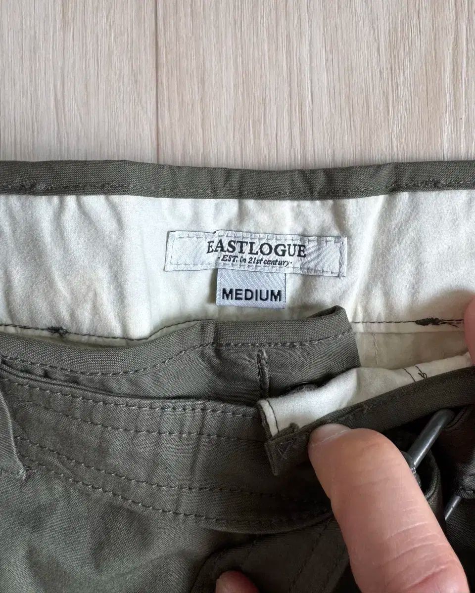 ハーフパンツ M