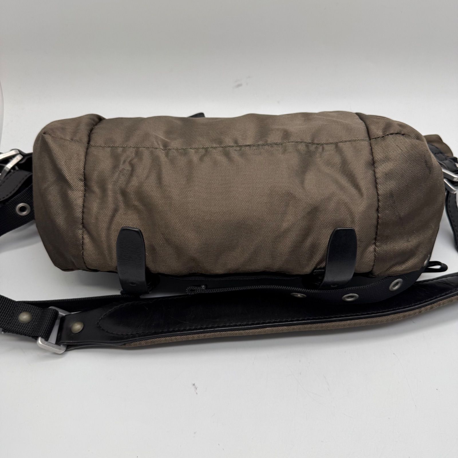 tough jeansmith 00s gimmick y2k military flap shoulder bag