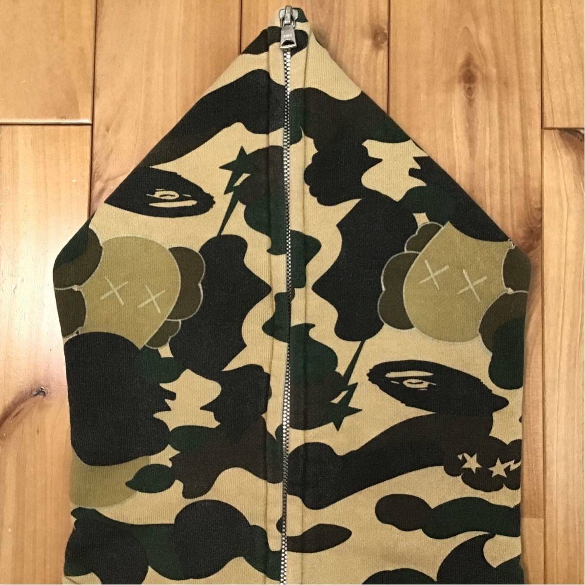 ☆激レア☆ kaws × bape crazy 1st camo yellow パーカー Sサイズ a