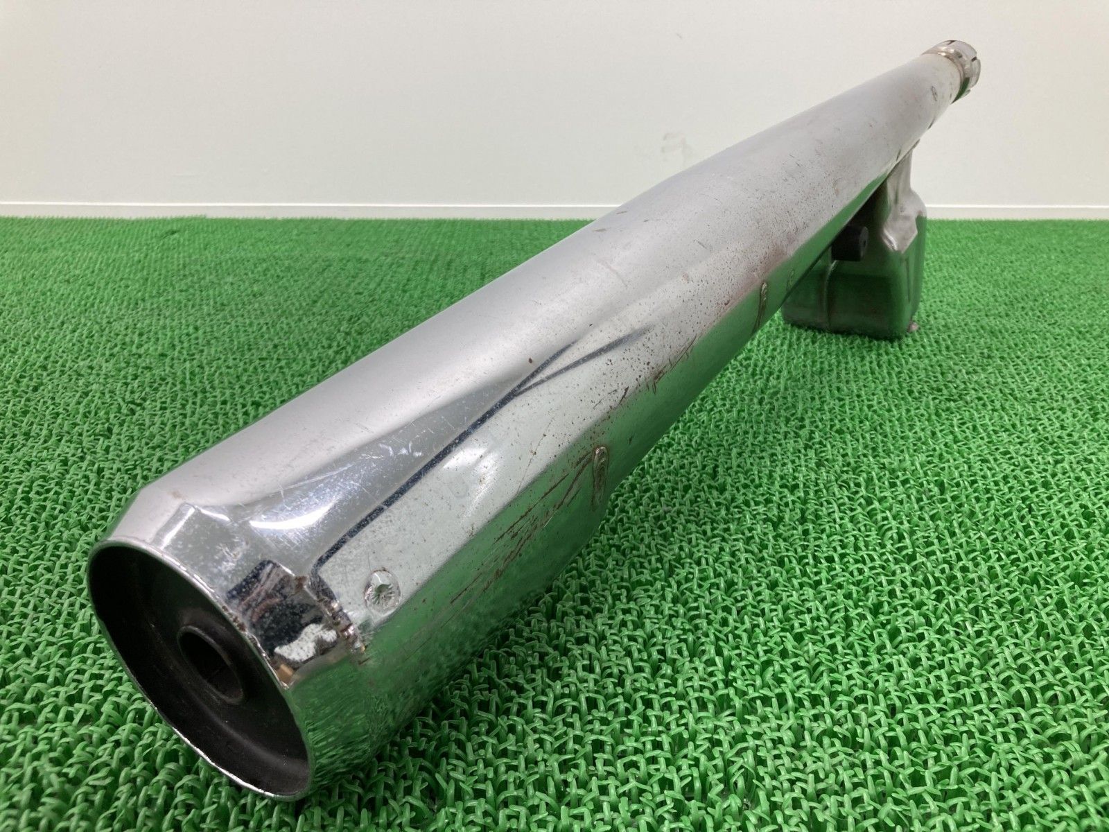 SR500 サイレンサーマフラー 2J2 ヤマハ 純正 バイク 部品 機能的問題