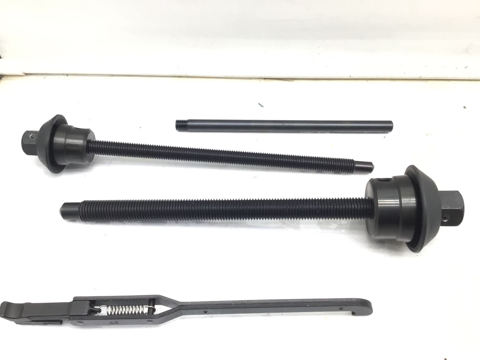 STJ エスティジェイ