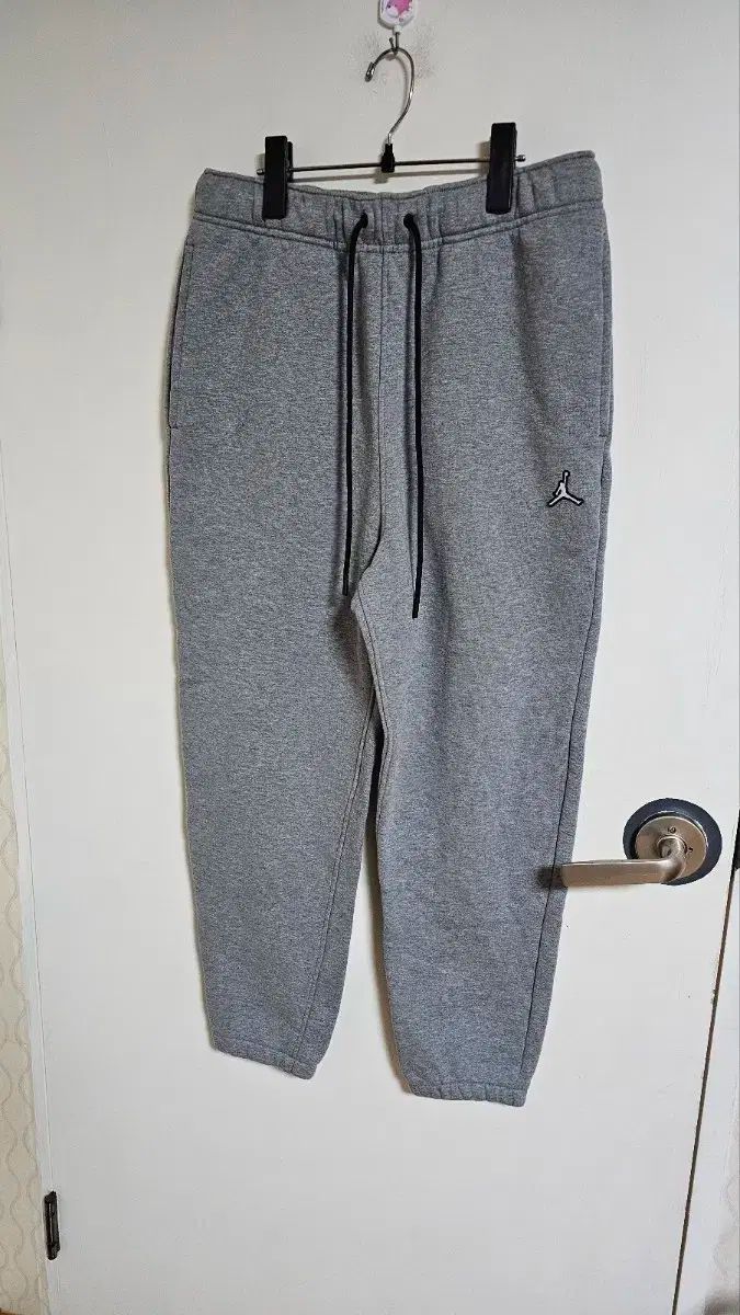 Nike(ナイキ） ジョーダン ESSENTIALS(エッセンシャルズ) フリース 起毛パンツ n72