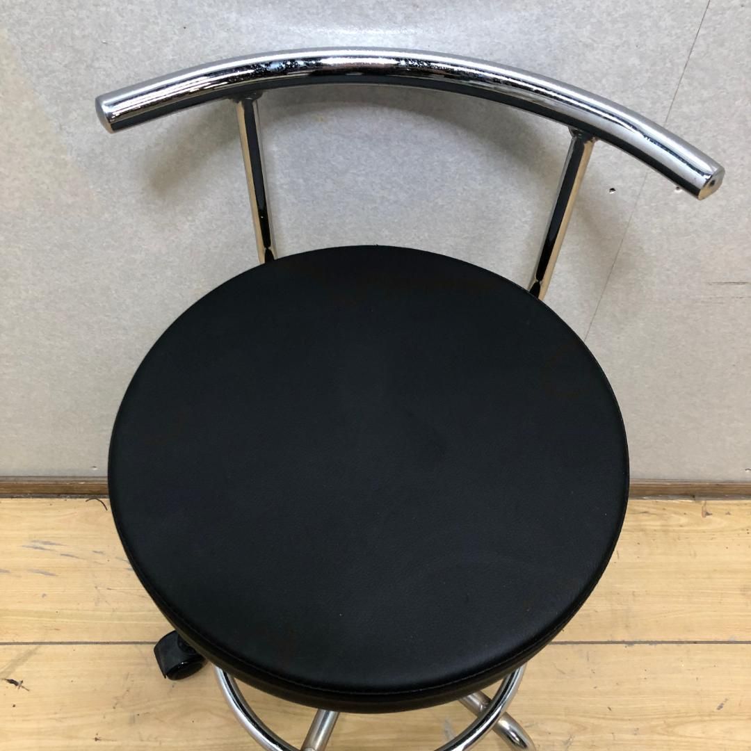 ガス昇降式 キャスター付 丸椅子 背もたれ付き ブラック 合皮 高さ調整 事務椅子 作業椅子 美容室 【糸島市内 送料無料】50809-12 ガス昇降式 キャスター付 丸椅子 背もたれ付き ブラック 合皮 高さ調整