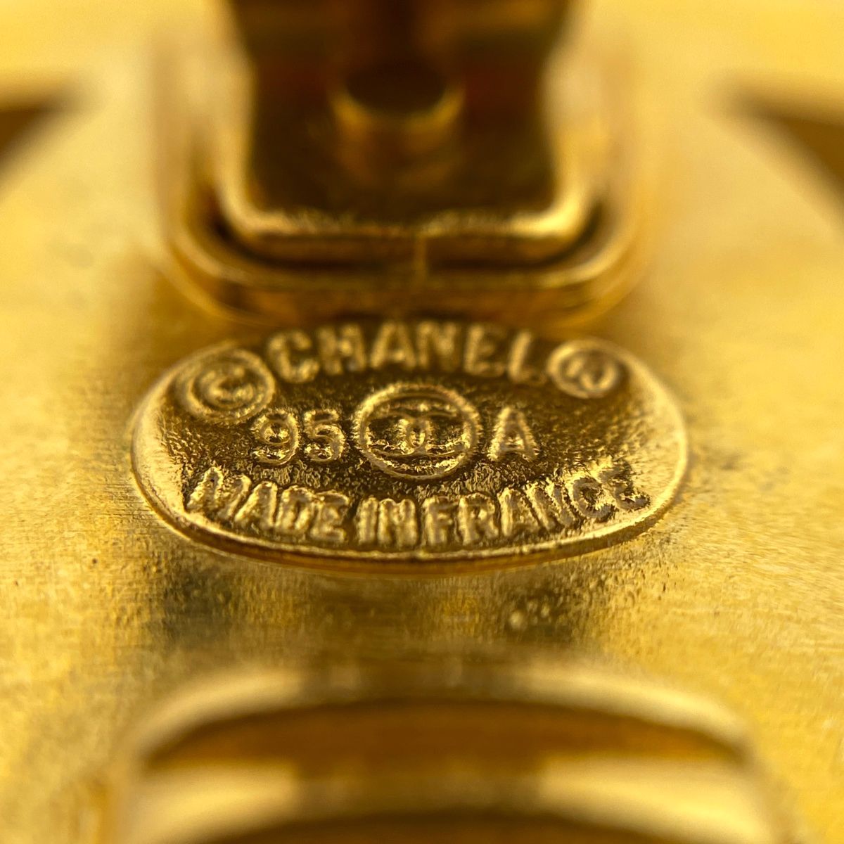 シャネル CHANEL
