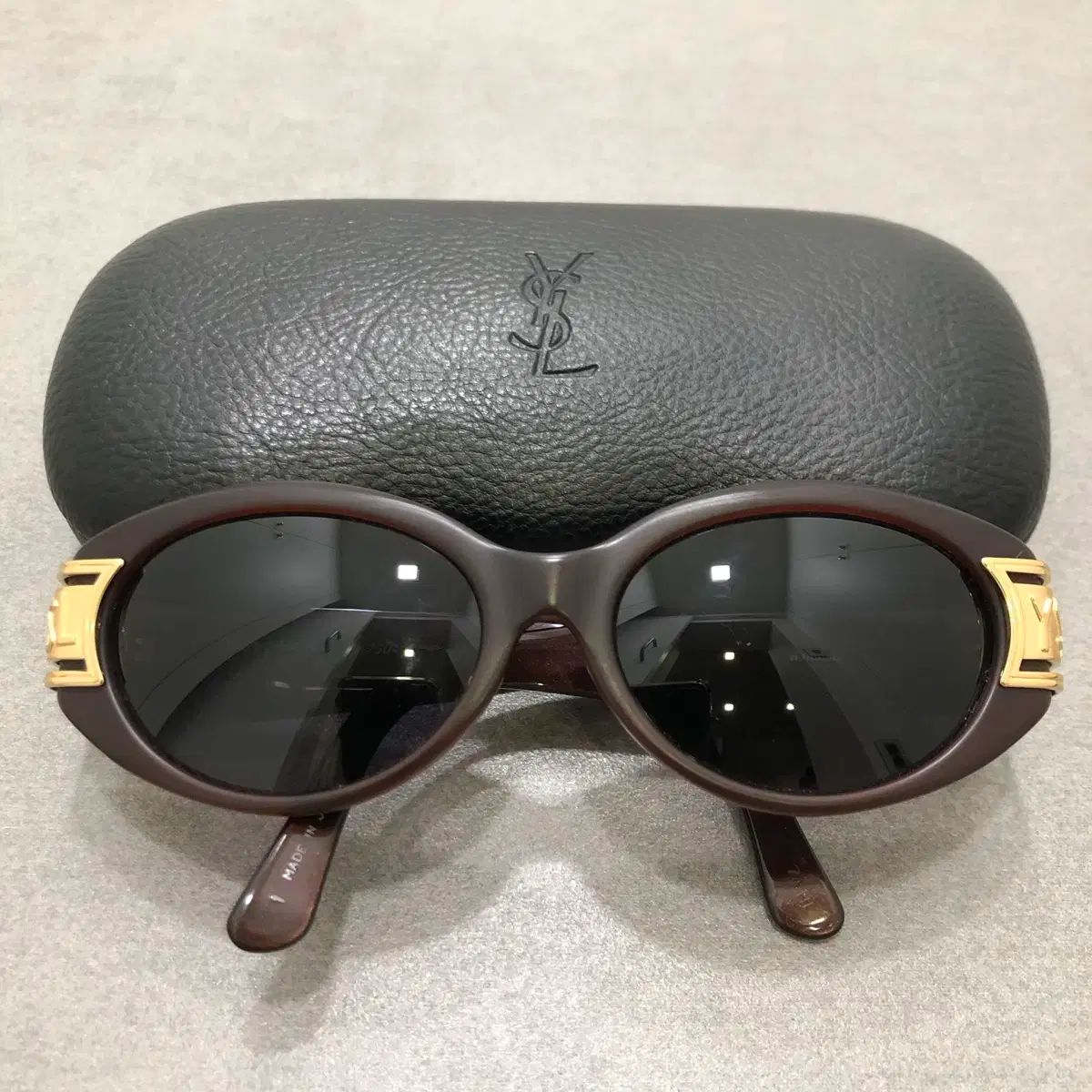 SAINT LAURENT サンローラン ysl 金 オーバル オーヴァル サングラス