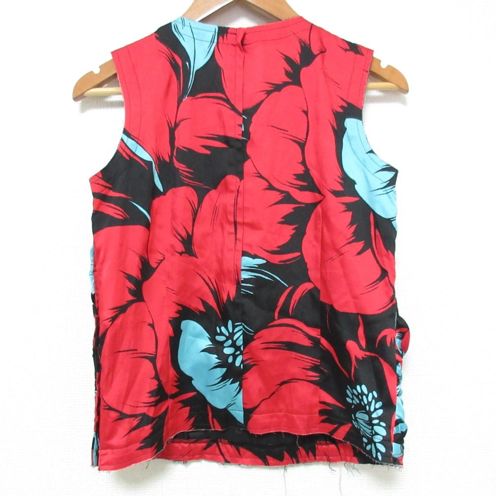 AD 2025 COMME des GARCONS コムデギャルソン FLOWERS PRINTED SATIN TOP ノースリーブ ブラウス GM-B 005 サイズXS レッド レディース 古着