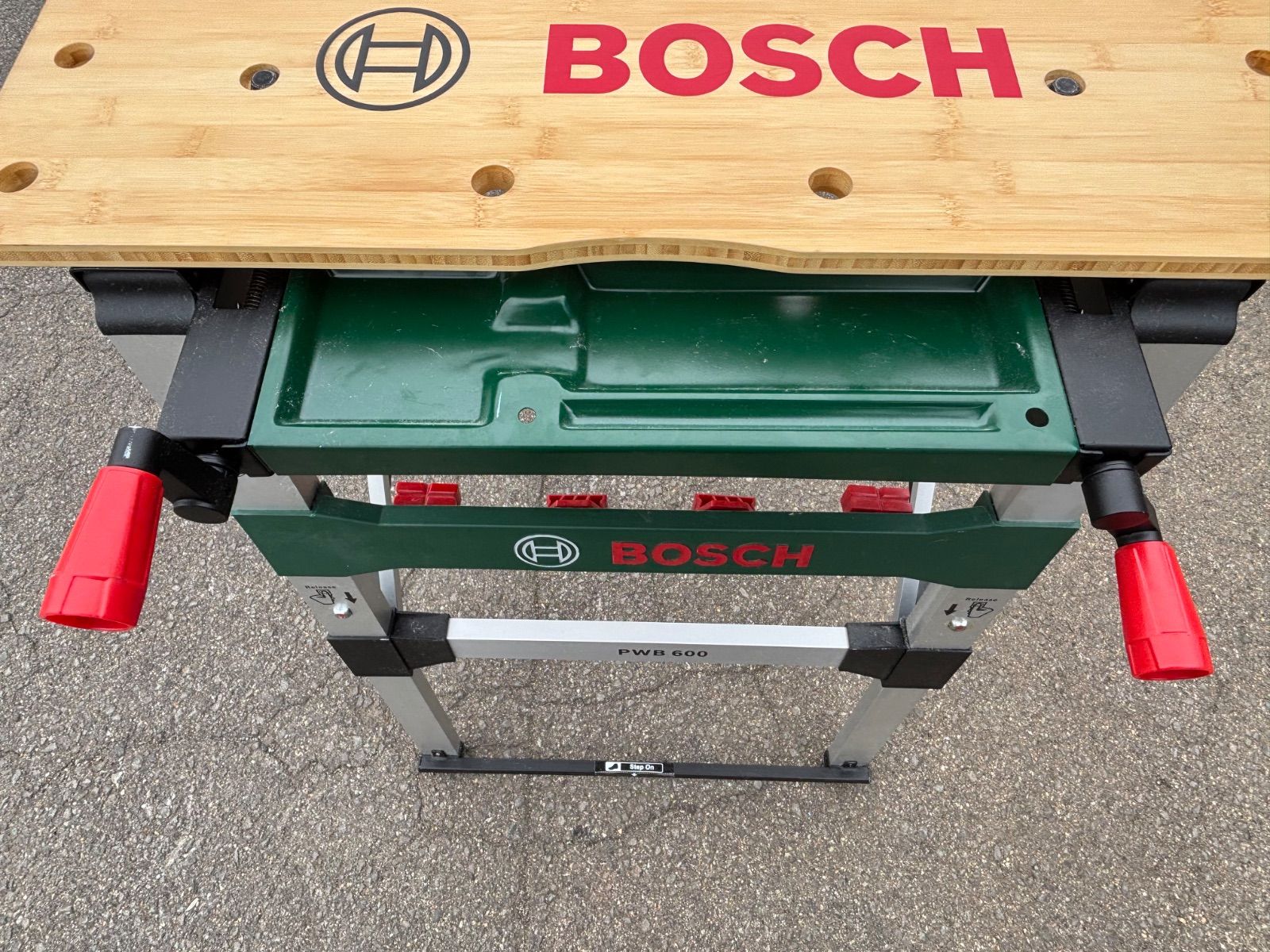超大幅交渉可 BOSCH ボッシュ ワークベンチ 作業台 ワンタッチ折りたたみ式 PWB600 地元色のある