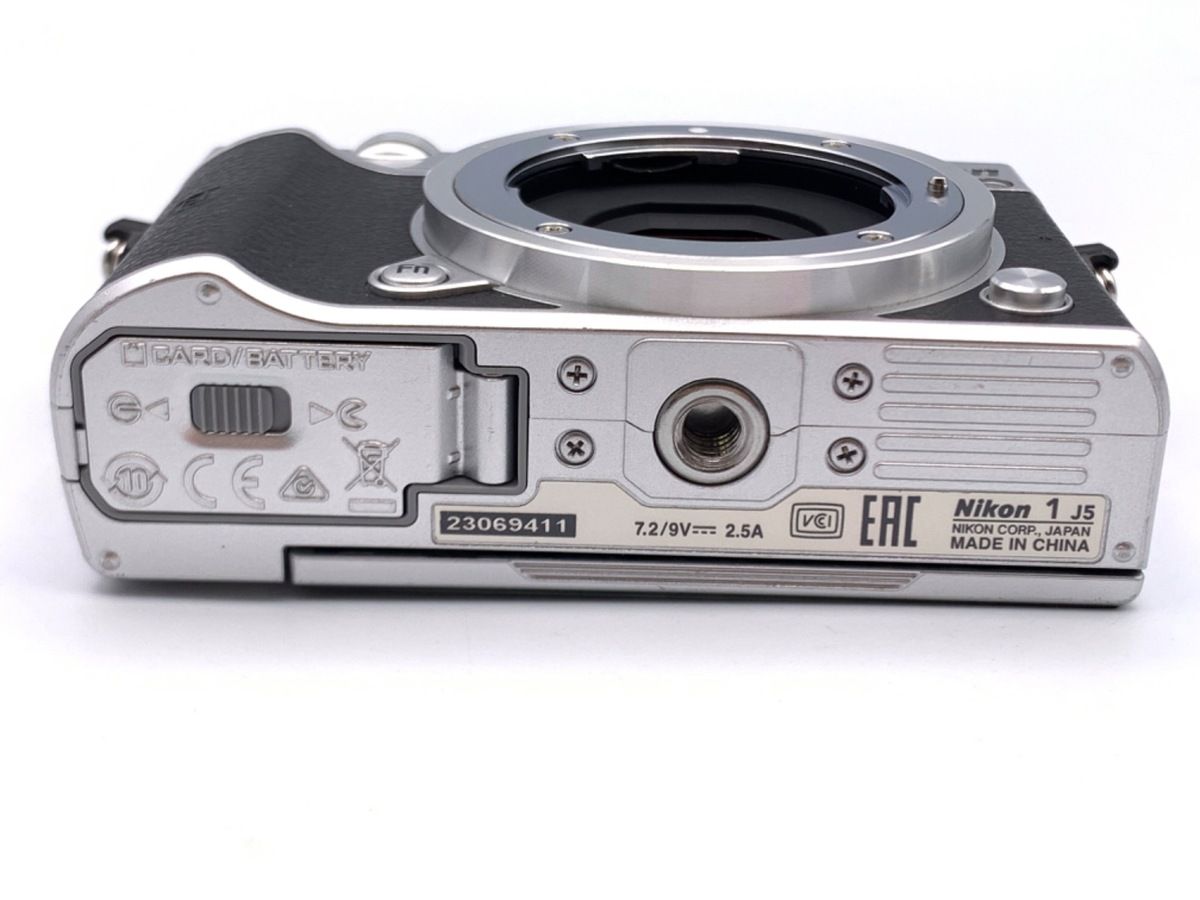 ショット数10518回 OLYMPUS E-P5 ホワイト 新品充電器付属