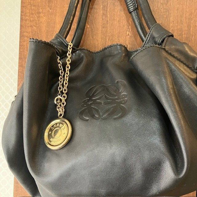 ロエベ LOEWE ナッパアイレ ハンドバック ナッパレザー ブラック