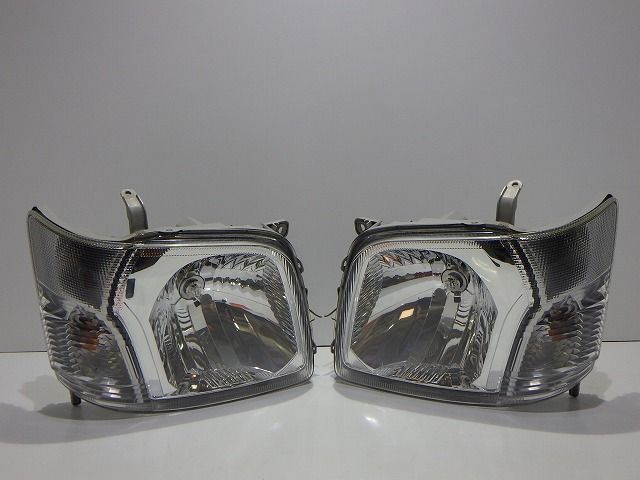 ハイゼット ヘッドライト左右 ハロゲン S330V S331V 100-51393 レベ付 コーティング 250927059