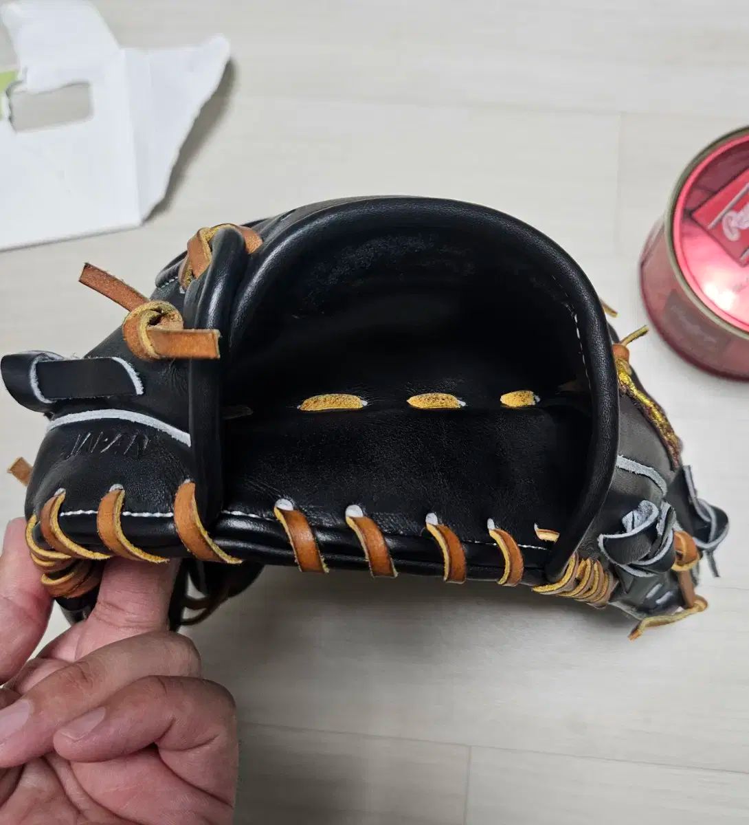 ニホンミツバチの百花蜜 国産天然ハチミツ 1180グラム 2本