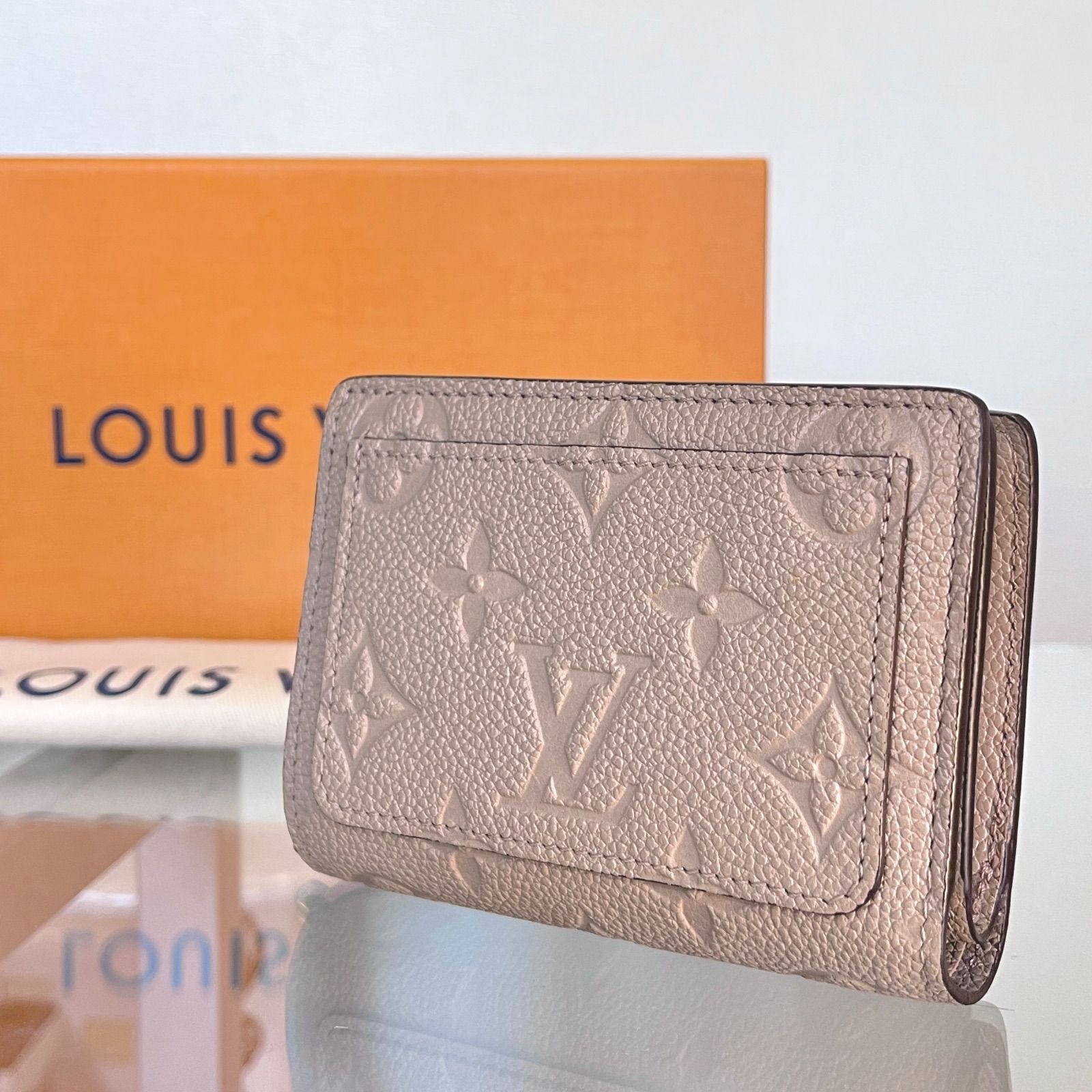 LOUIS VUITTON ✨【新品】 二つ折り財布 ポルトフォイユ クレア