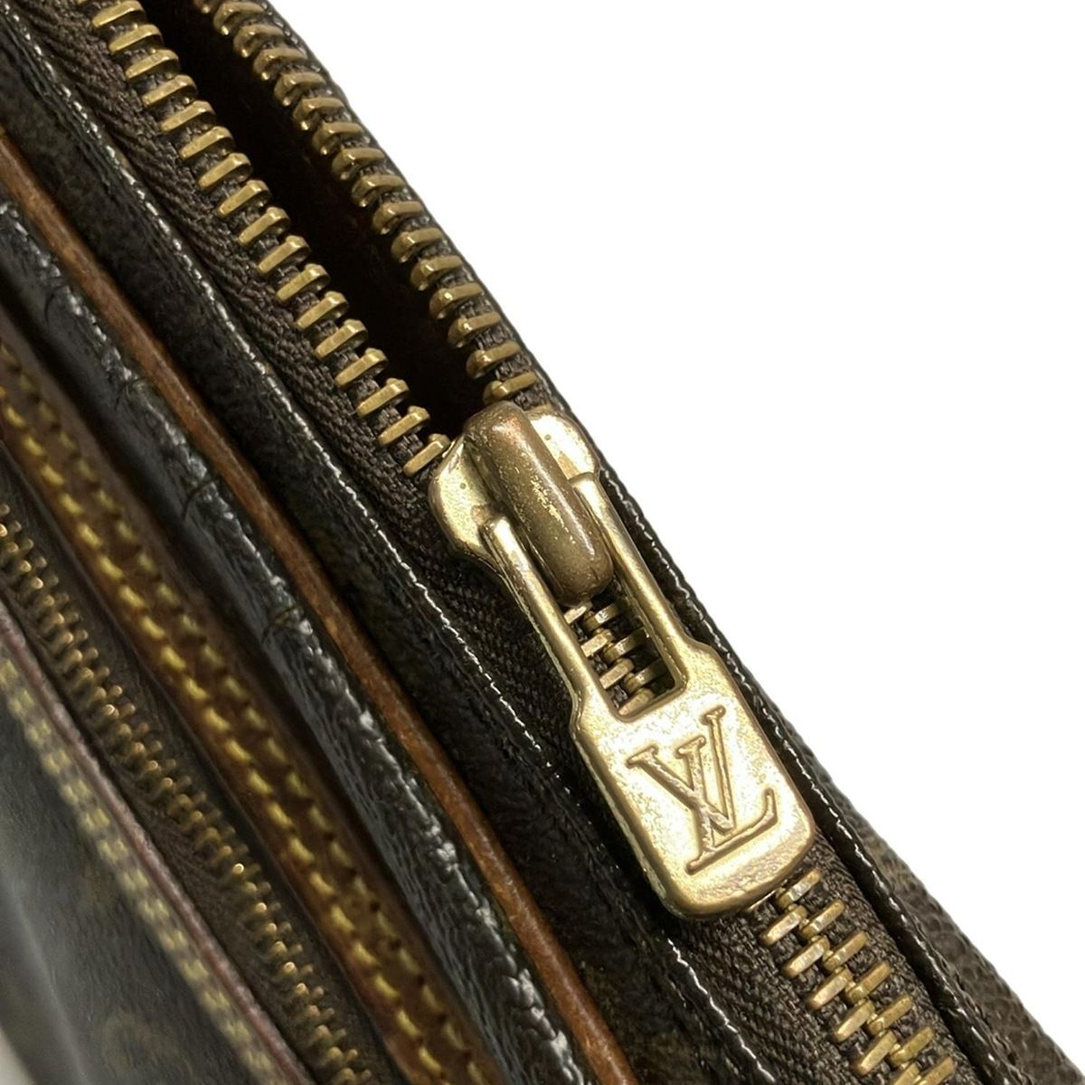 ルイヴィトン セカンドバッグ