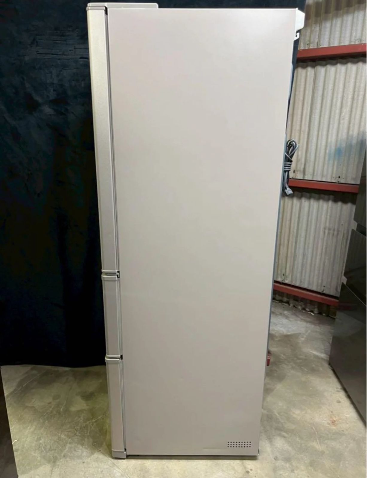 HITACHI 冷蔵庫 R-K32JV 2018年製 315L 右開き - メルカリ