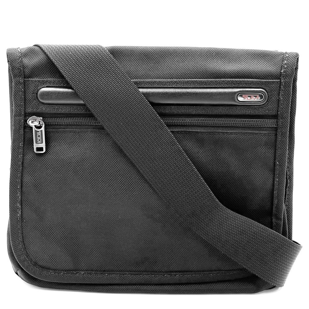 トゥミ ショルダーバッグ メンズ スモールフラップ ボディバッグ メッセンジャーバッグ 斜め掛け かばん 鞄 TUMI 22105D4 ナイロン ブラック 黒 アンティークシルバー金具 美品【中古品】 VINTAGE BRAND TOKYO メルカリ TUMI ボディバッグ 中古美品