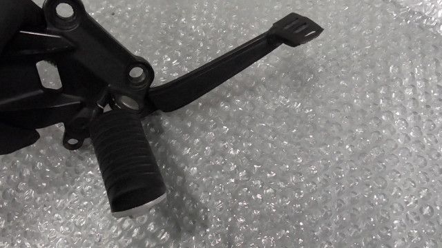 ステップ 右