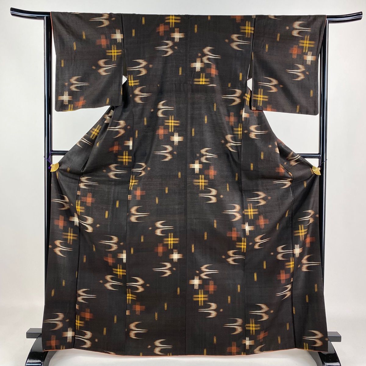 付下げ 身丈168cm 裄丈66cm M 袷 紬地 縞 黒 正絹 美品 名品 【中古  